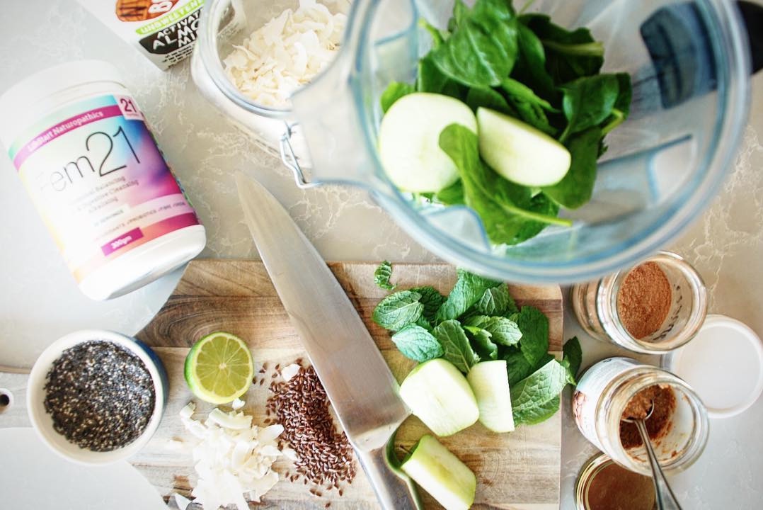 smoothie fem21 hormonal balance for women