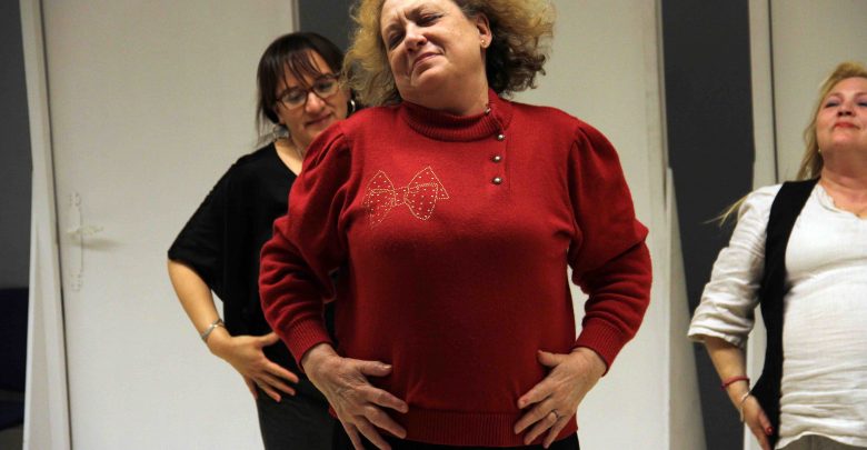 mucha mujer art performance art social exclusion