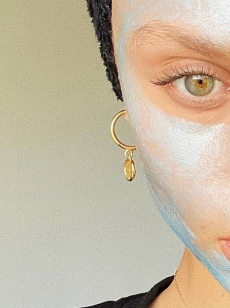 23 Ethically-made & sustainable jewelry brands to shine with purpose