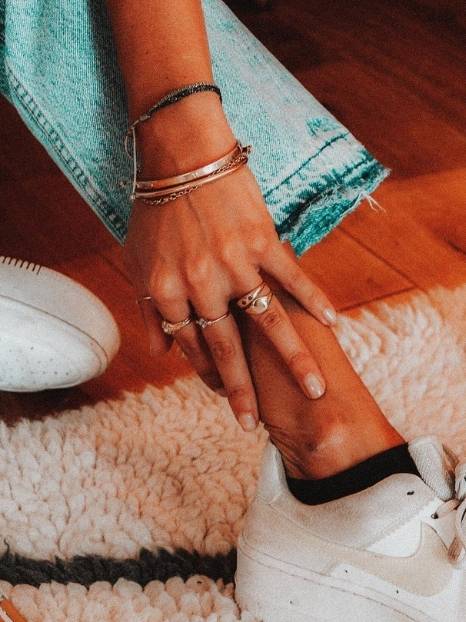23 Ethically-made & sustainable jewelry brands to shine with purpose