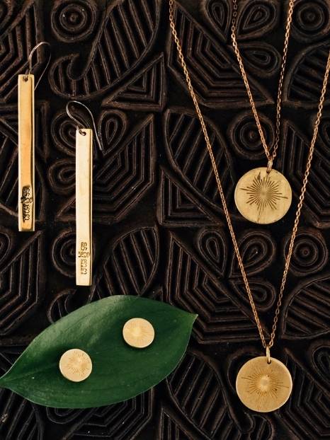 23 Ethically-made & sustainable jewelry brands to shine with purpose