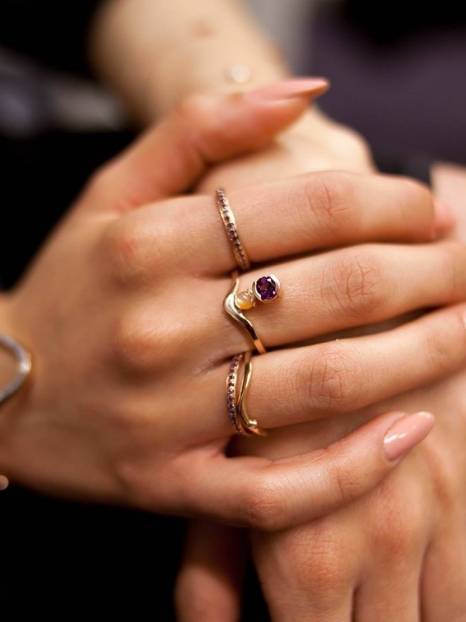 23 Ethically-made & sustainable jewelry brands to shine with purpose