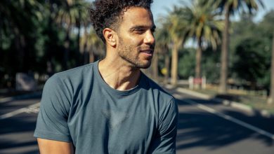 Sustainable clothing for men. Modern. Conscious. Stylish. Vustra.