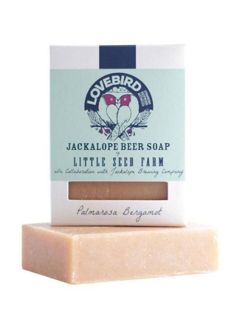 Handmade & natural soap bars for an eco-luxurious bath time