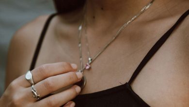 Sustainable Necklace vs Chain: Key Differences and Choosing the Right One