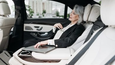 Impress Your Clients: The Professionalism of Chauffeur Hire