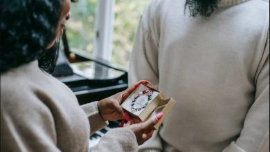 5 Unique Gift Ideas That Share Your Personal Story