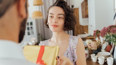 5 Unique + Sustainable Gift Ideas That Share Your Personal Story