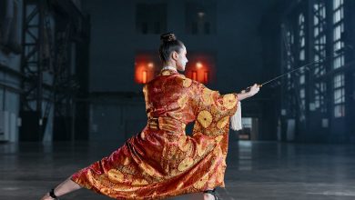 Best Lightweight Samurai Sword Brands for Stage Combat and Cosplay