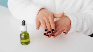 DIY Cuticle Care with the Right Nail Oil Pen