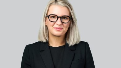 Where Can Businesses Get the Best Team Headshots in Chicago