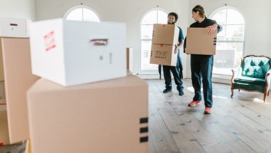 Professional Movers vs DIY Moving: What to Consider Before You Relocate